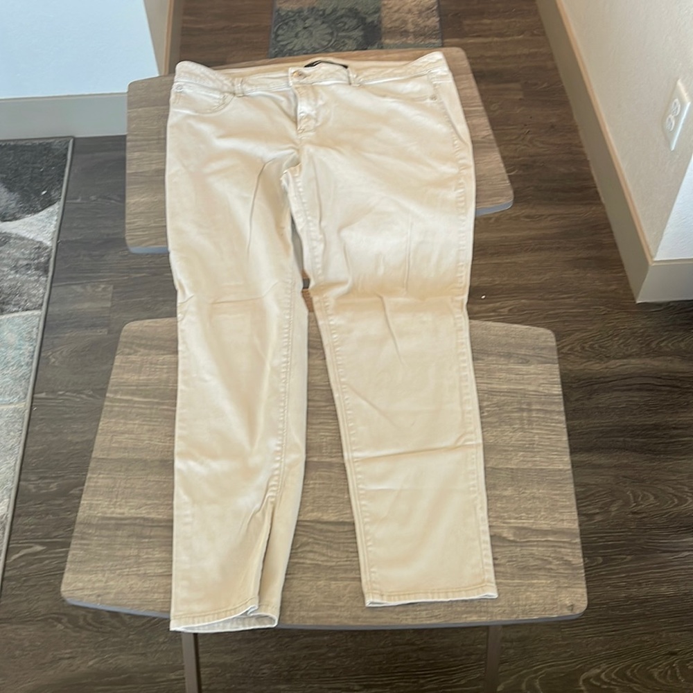 Cream/Blue Skinny Jean